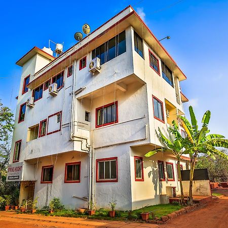 Oyo 14276 Hotel Spring Height Acaro المظهر الخارجي الصورة
