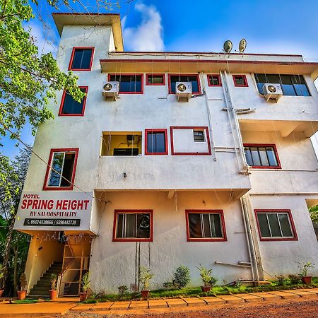 Oyo 14276 Hotel Spring Height Acaro المظهر الخارجي الصورة